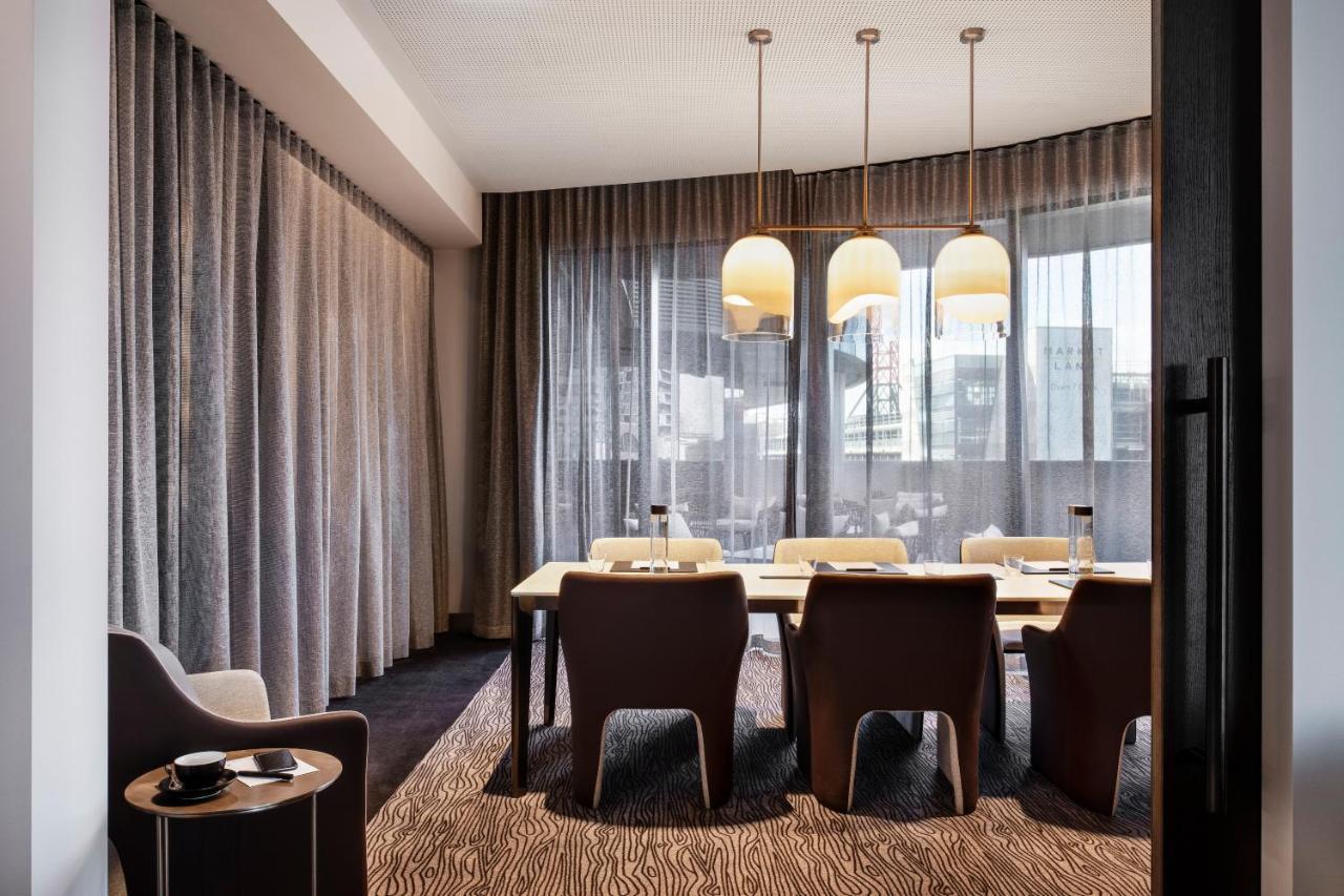 Melbourne Marriott Hotel Docklands Exterior foto The dining room
